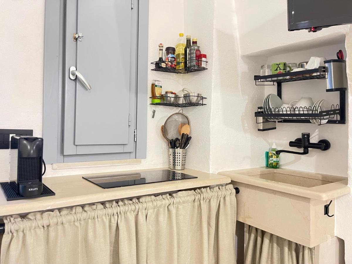 Luxury Studio, Ostuni Center Apartment ภายนอก รูปภาพ