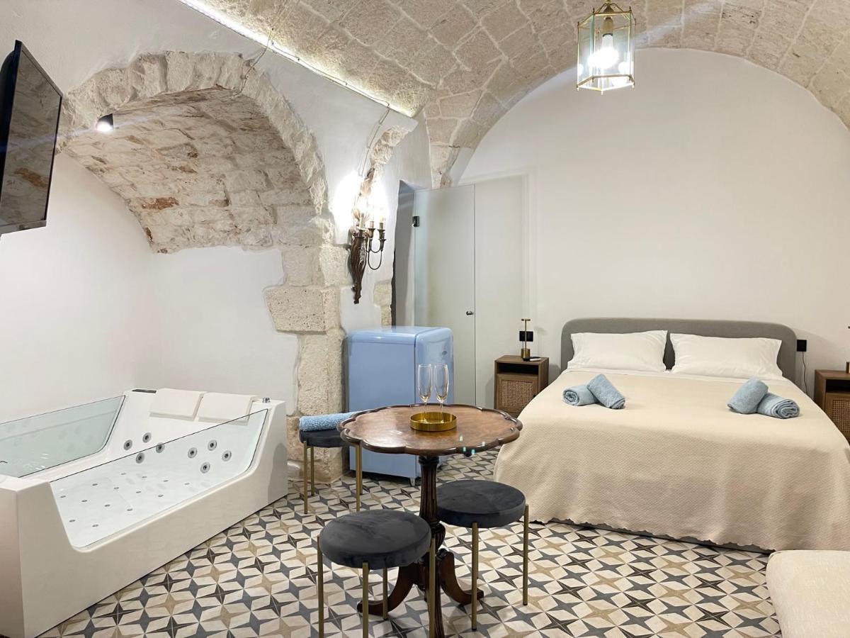 Luxury Studio, Ostuni Center Apartment ภายนอก รูปภาพ