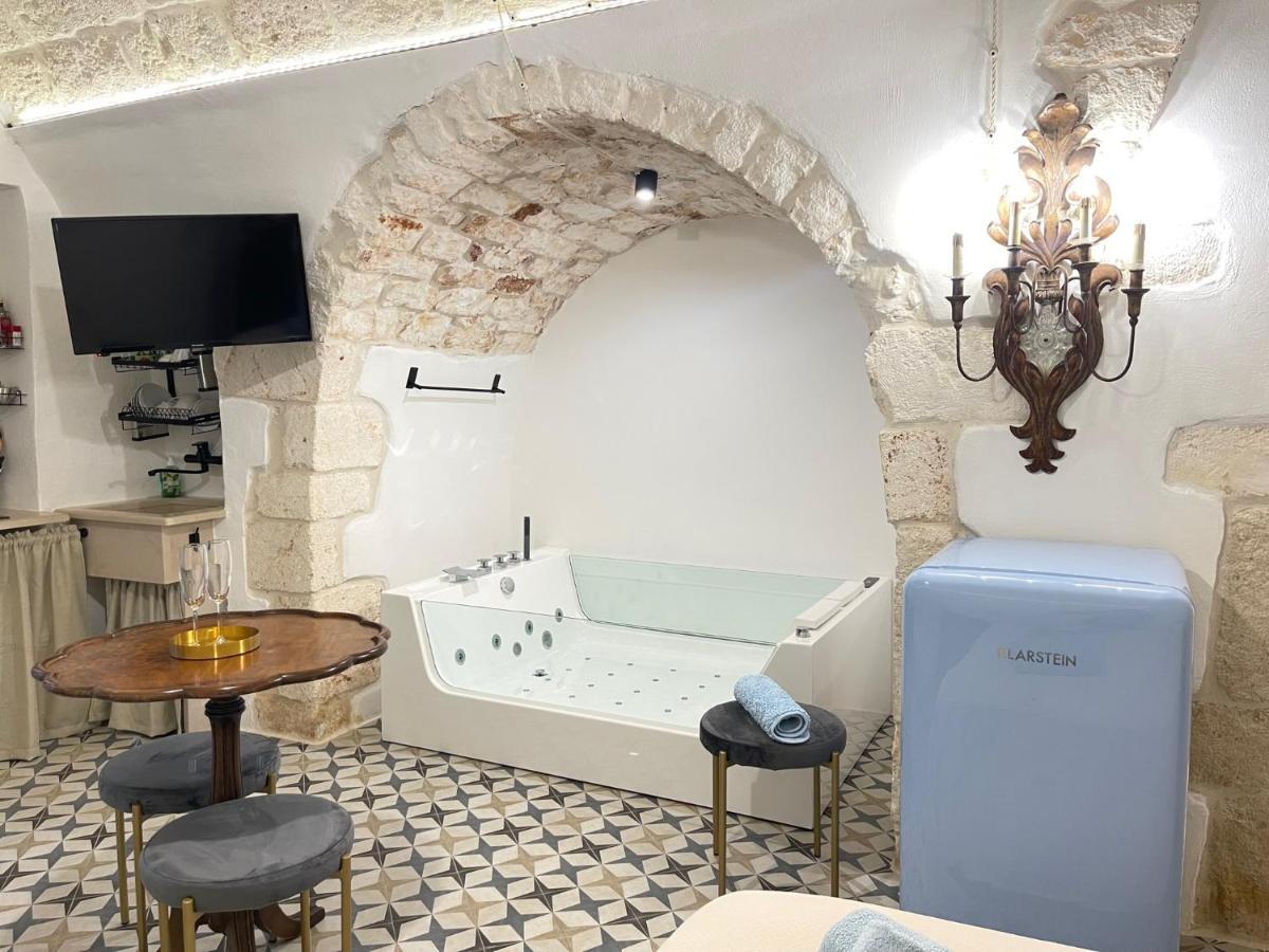 Luxury Studio, Ostuni Center Apartment ภายนอก รูปภาพ